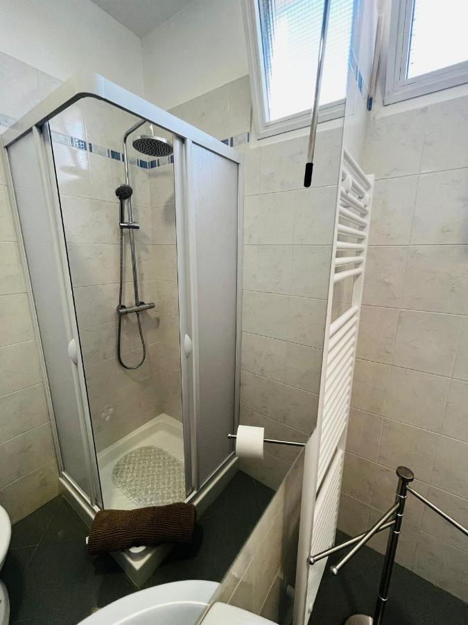 Shuby Home San Pietro Vernotico Exterior photo